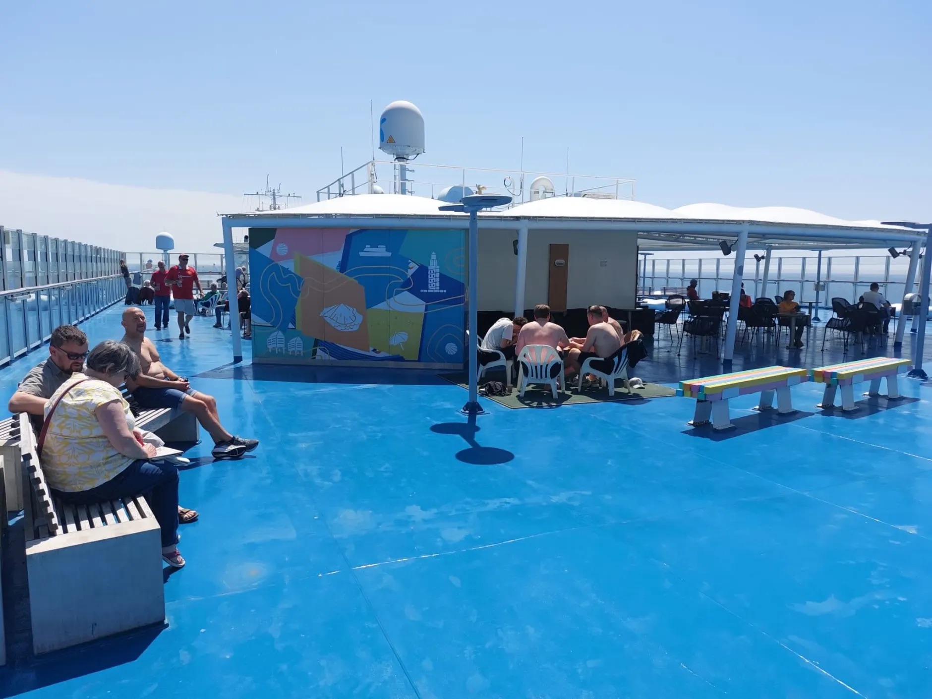 太阳报:英国球迷选择32个小时的游轮去毕尔巴鄂看欧联决赛