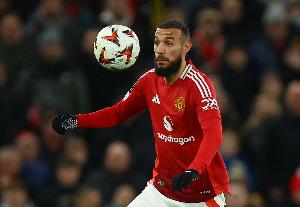 马兹拉维:英超没有冬歇很难熬,让我踢得最艰难的对手是三笘薫